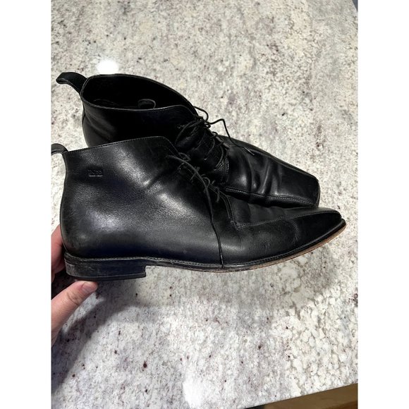 Hugo Boss Leather Boots -‎ Size 9 - Picture 1 of 8